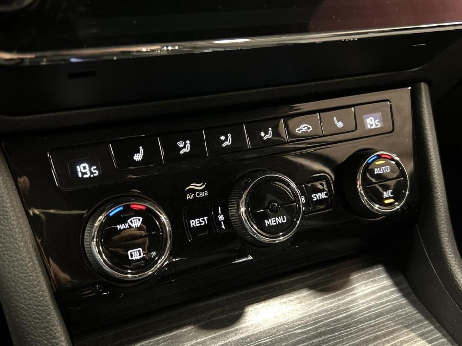 SKODA Superb 2022