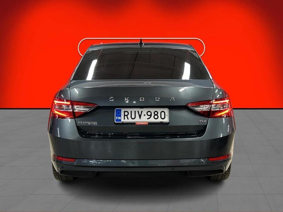 SKODA Superb 2022