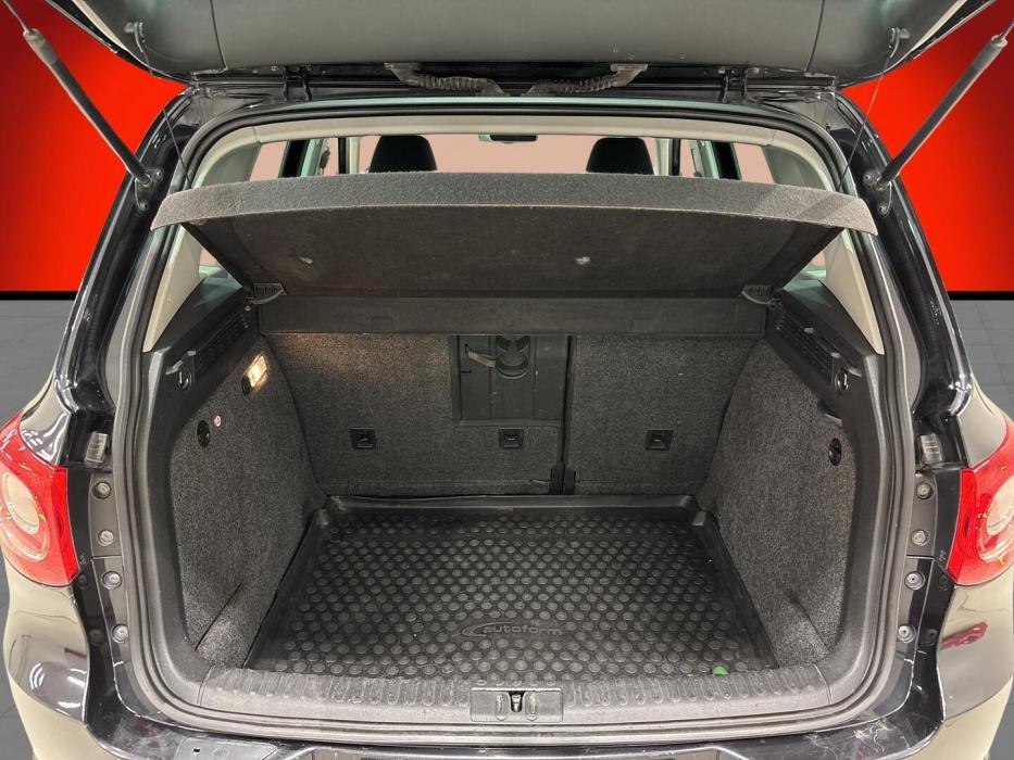 VOLKSWAGEN Tiguan 2010
