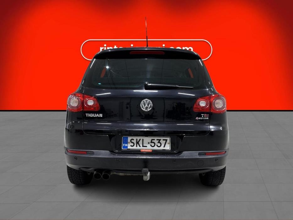 VOLKSWAGEN Tiguan 2010