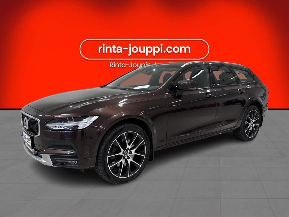 VOLVO V90 Cross Country 2017