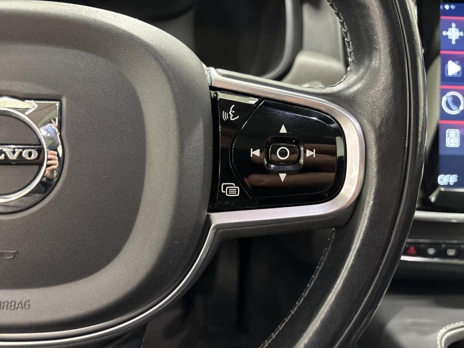 VOLVO V90 Cross Country 2017