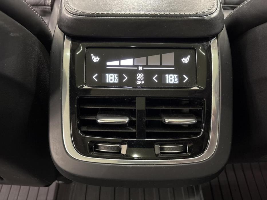 VOLVO V90 Cross Country 2017
