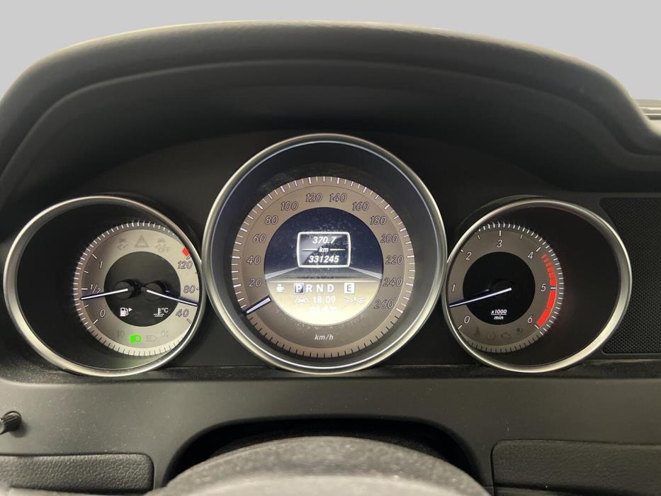 MERCEDES-BENZ C 2011