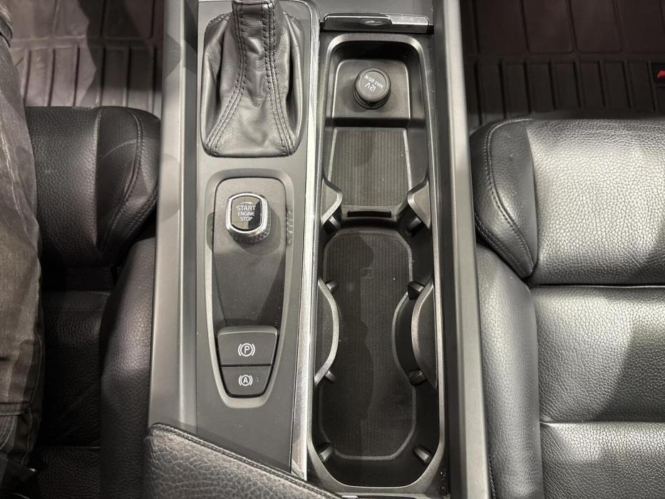 VOLVO XC60 2018