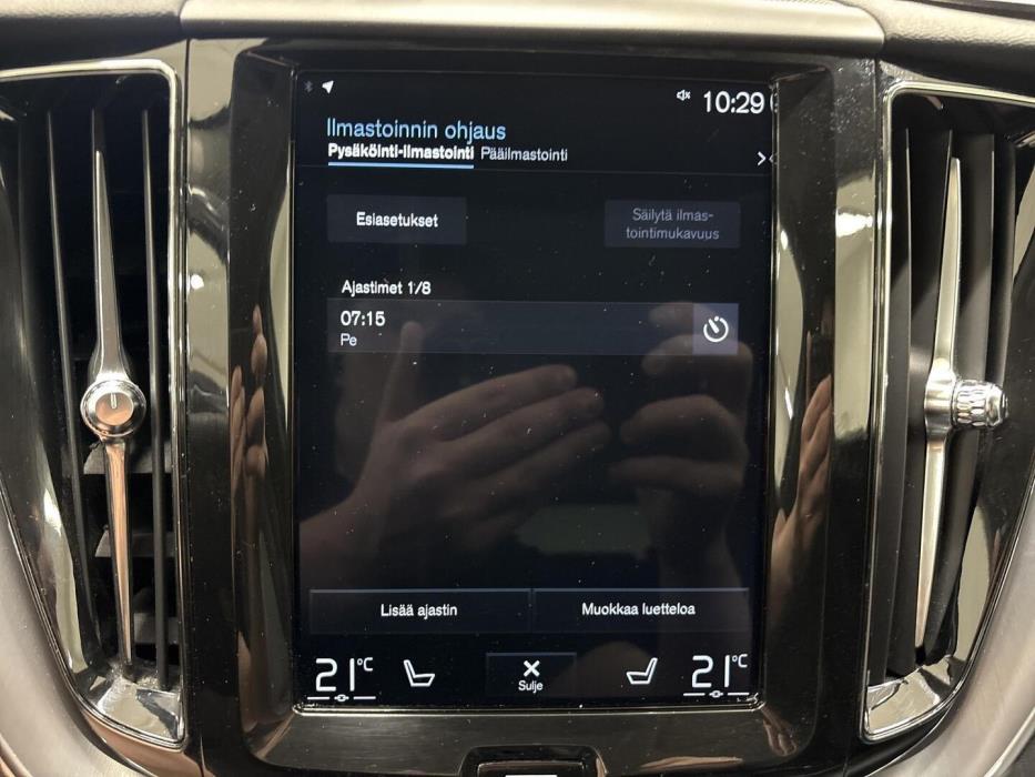 VOLVO XC60 2018
