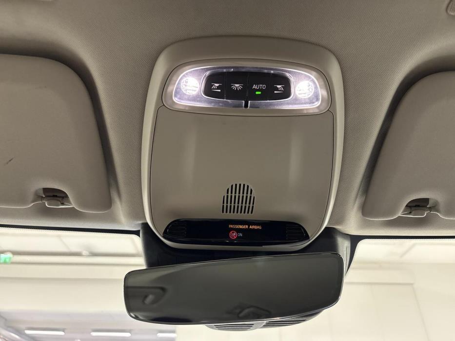VOLVO XC60 2018