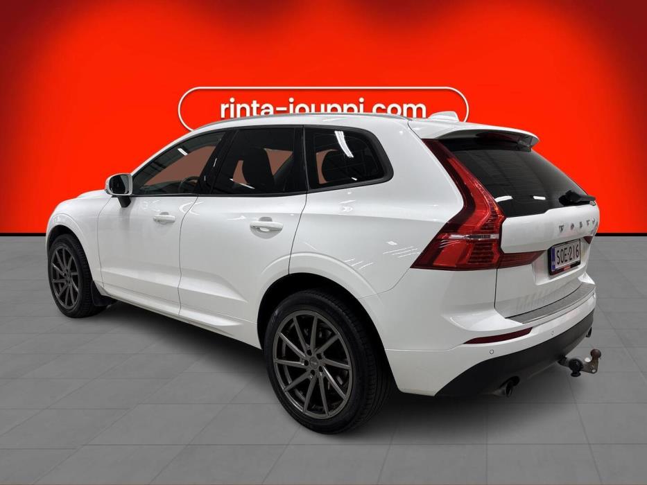 VOLVO XC60 2018