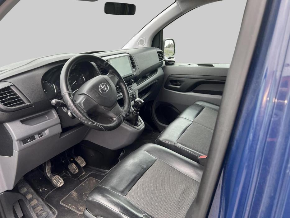 TOYOTA Proace 2018