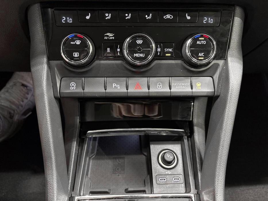 SKODA Karoq 2023