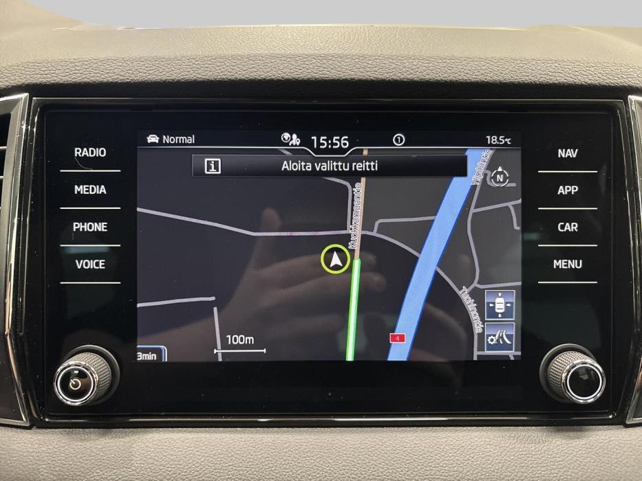 SKODA Karoq 2023