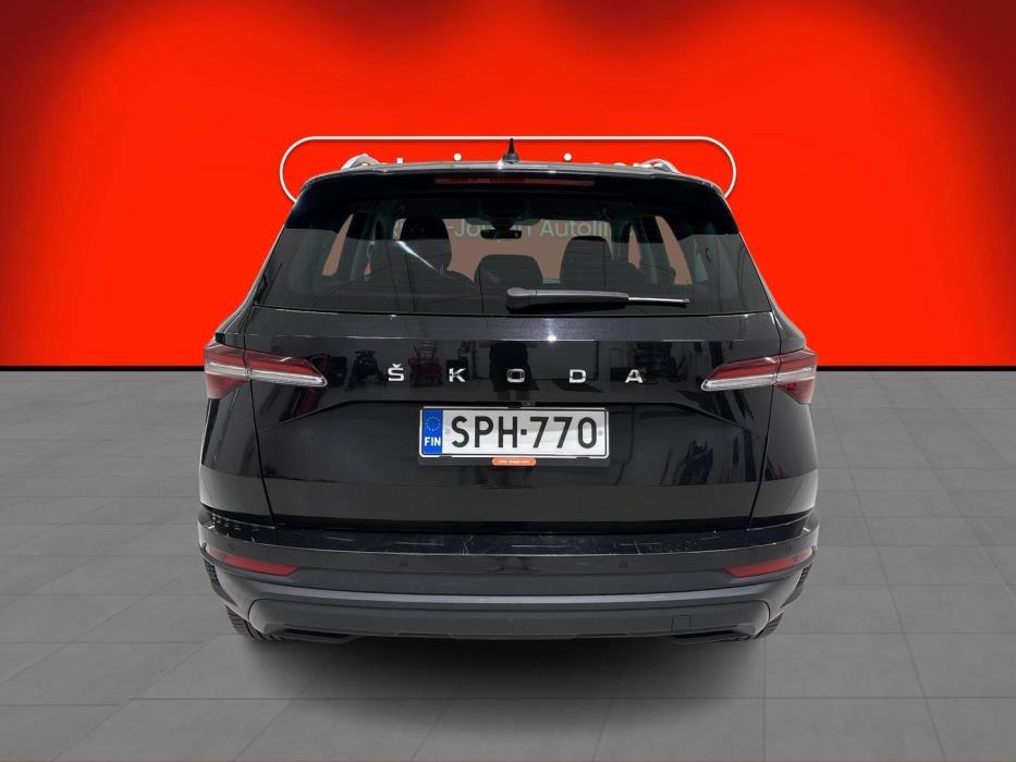 SKODA Karoq 2023