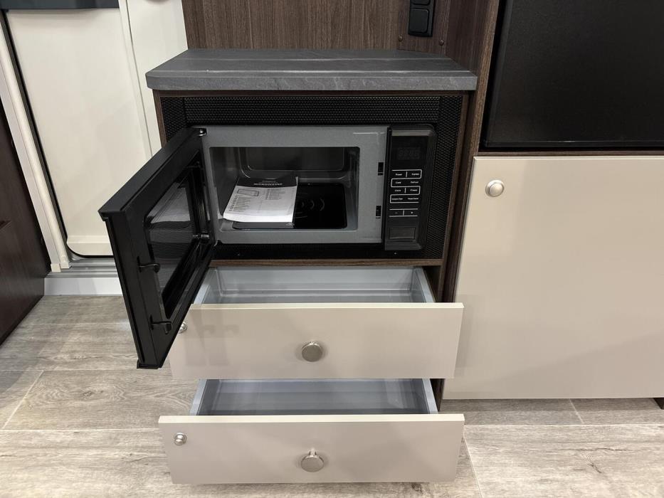 POLAR 590 2026