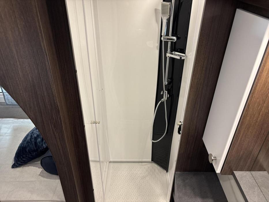POLAR 590 Hintaa alennettu 1920€ 2026