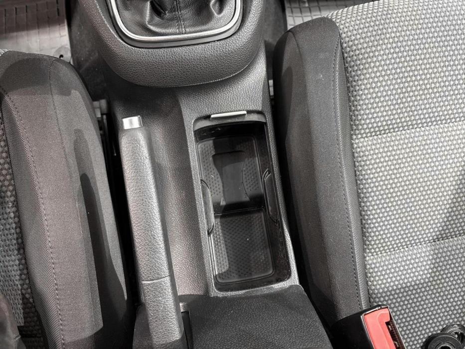 VOLKSWAGEN Golf 2010