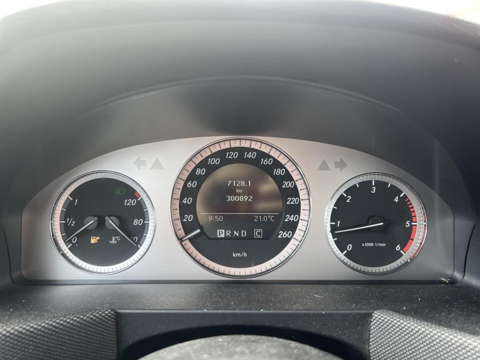 MERCEDES-BENZ GLK 2010