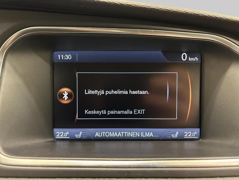 VOLVO V40 2013
