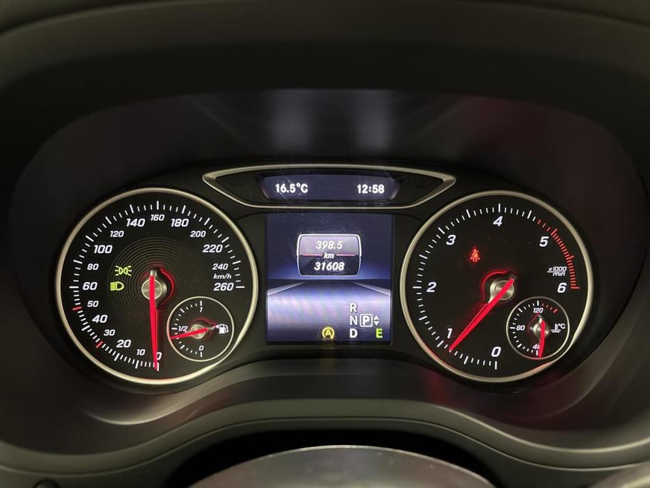 MERCEDES-BENZ B 2015