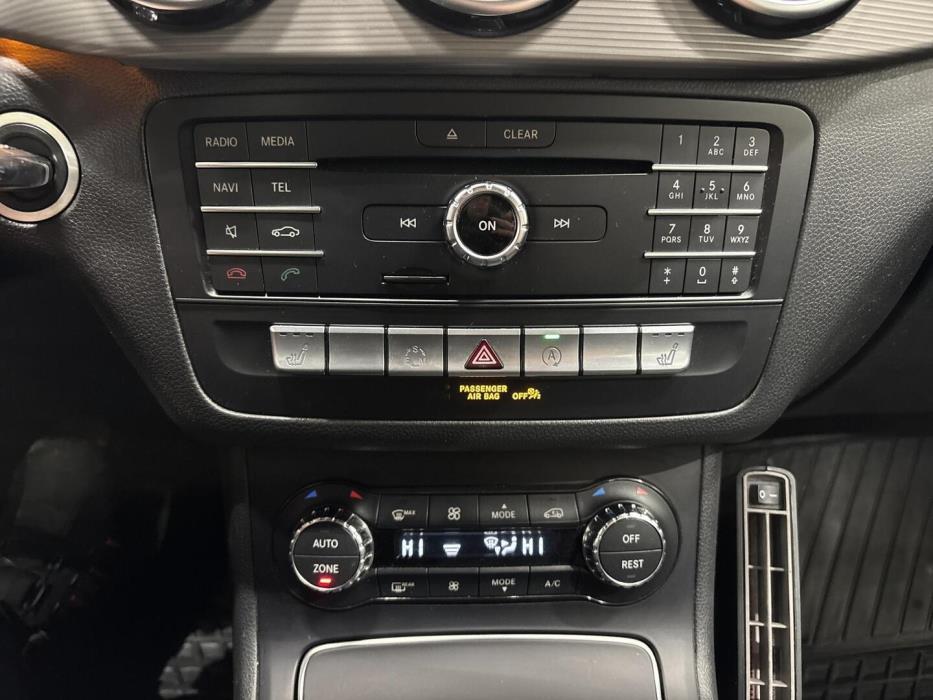 MERCEDES-BENZ B 2015