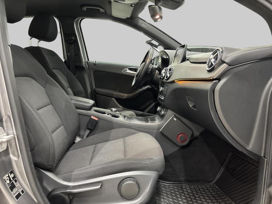 MERCEDES-BENZ B 2015