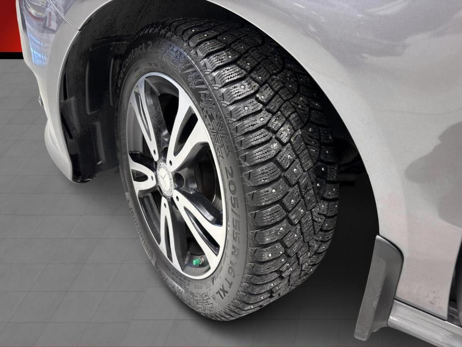 MERCEDES-BENZ B 2015