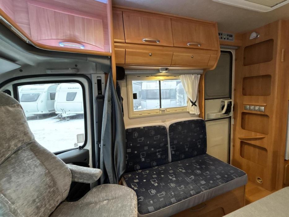 ADRIA CORAL 650 SP 2005