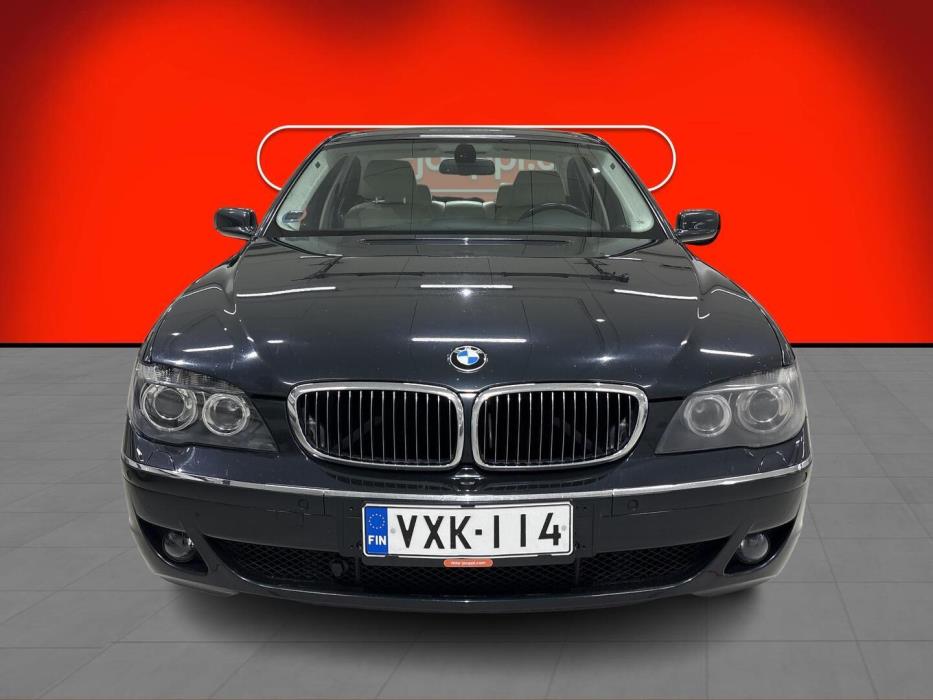 BMW 740 2006