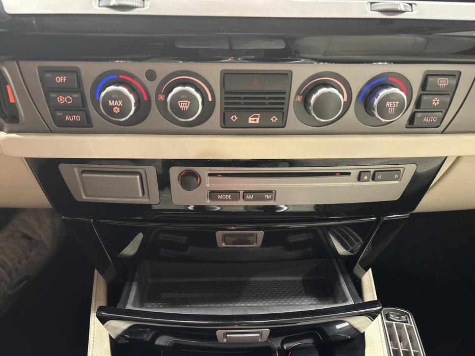 BMW 740 2006