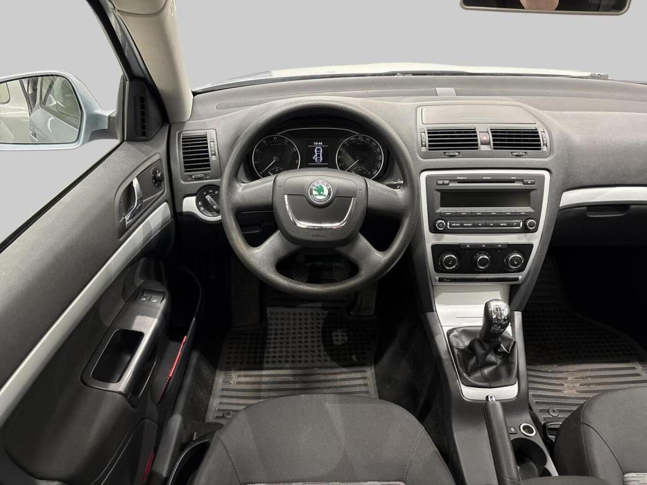 SKODA Octavia 2010