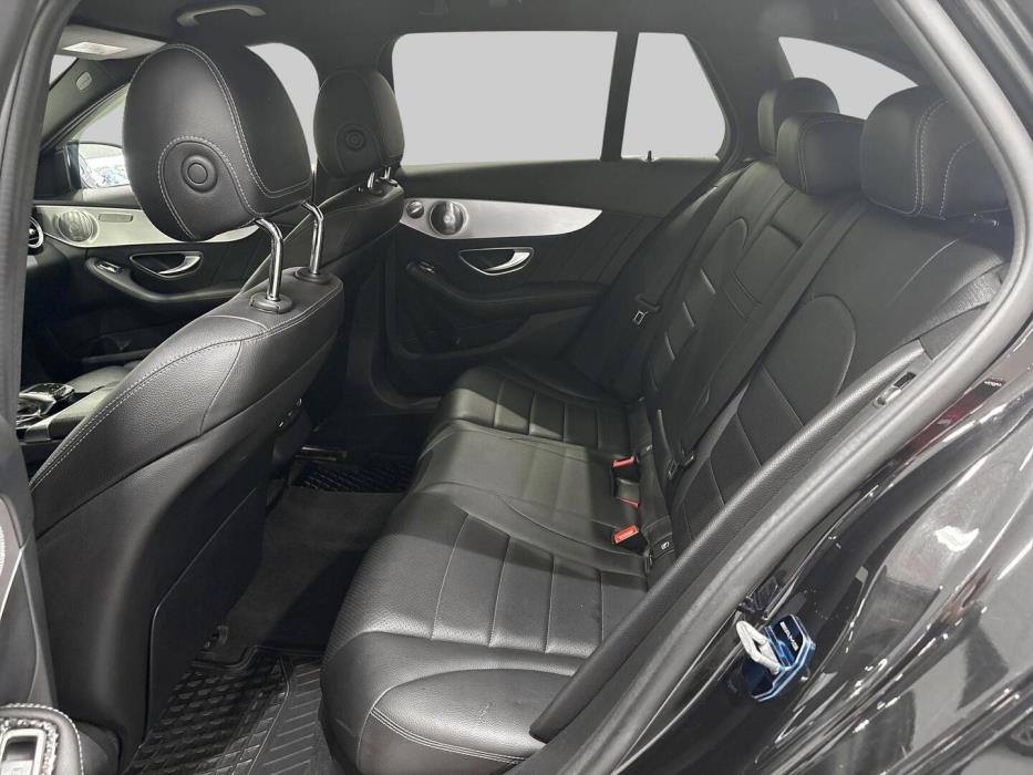 MERCEDES-BENZ C 2016