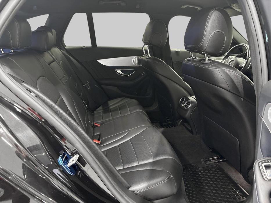 MERCEDES-BENZ C 2016