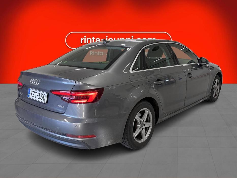 AUDI A4 2018