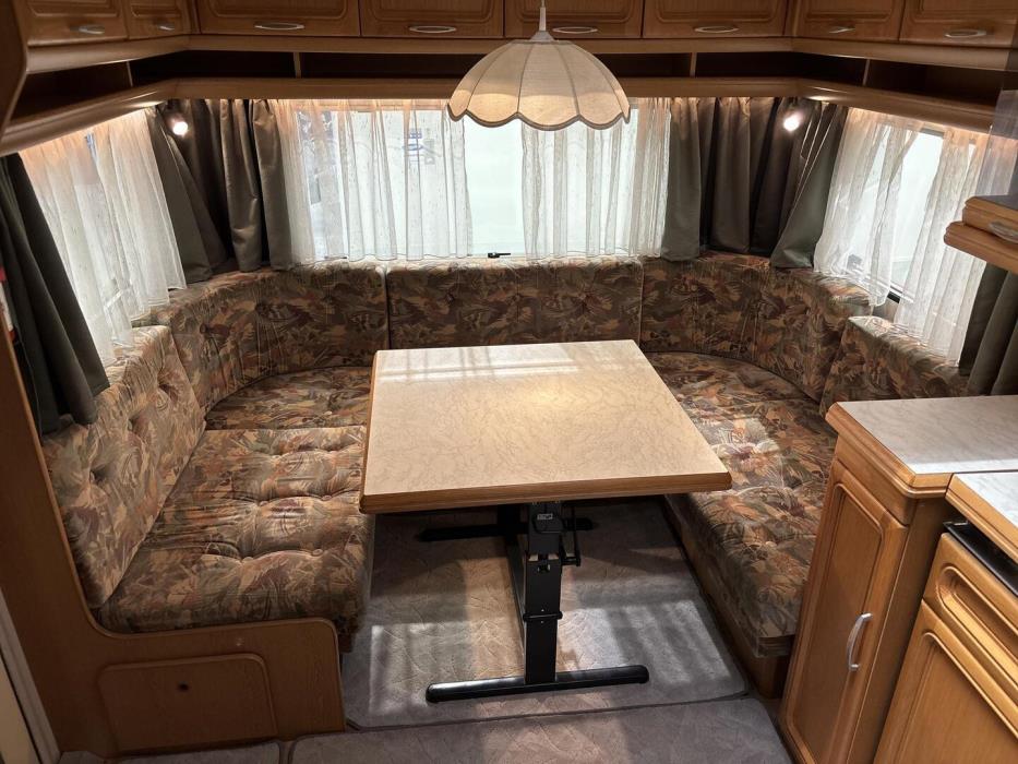 HOBBY Prestige 2000
