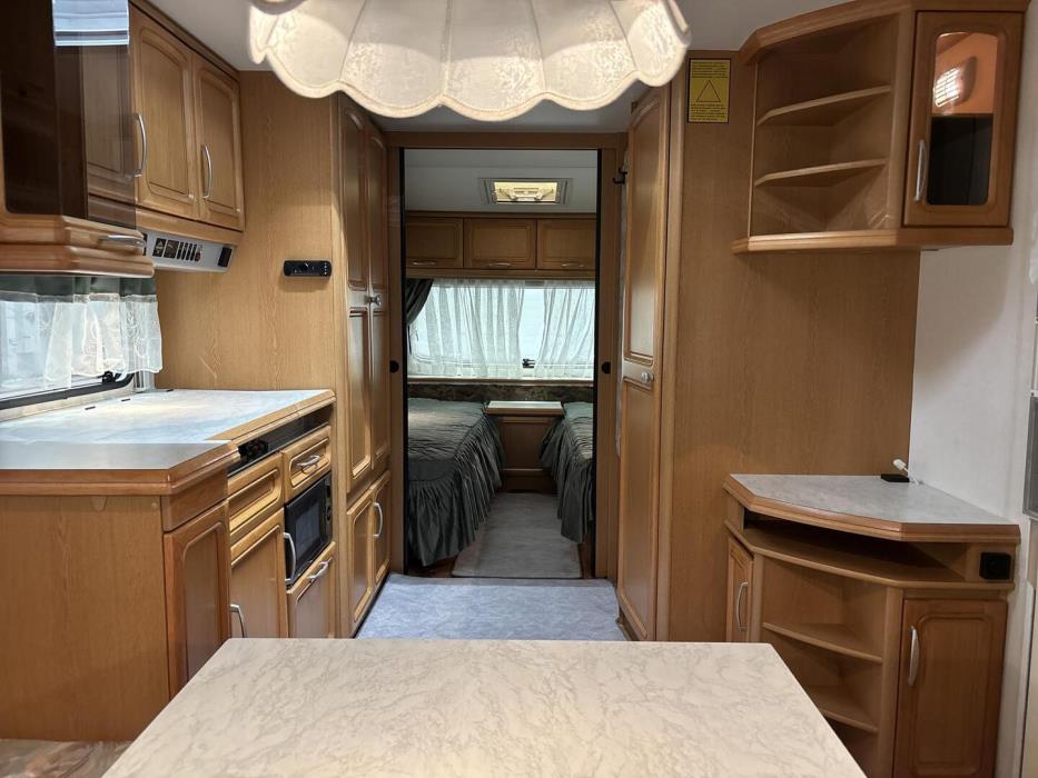 HOBBY Prestige 2000