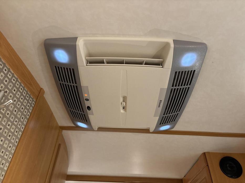 TABBERT Vivaldi 2006