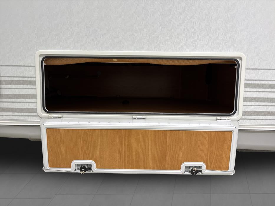 TABBERT Vivaldi 2006