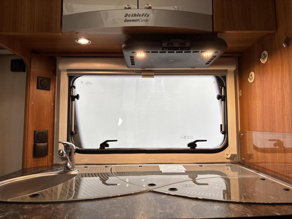 DETHLEFFS NOMAD 2011