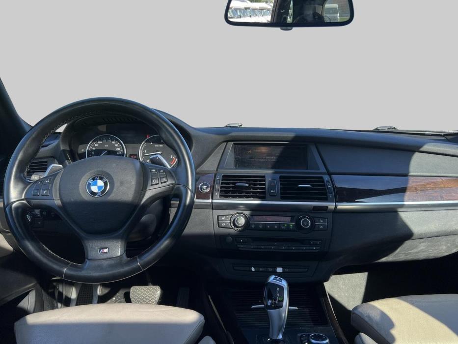 BMW X5 2012