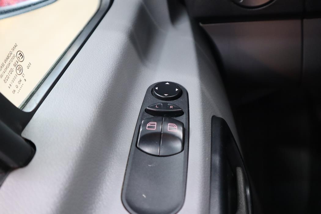 VOLKSWAGEN Crafter 2016