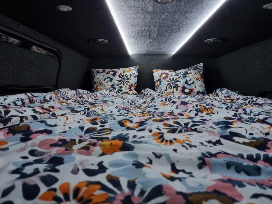 VOLKSWAGEN Crafter 2016