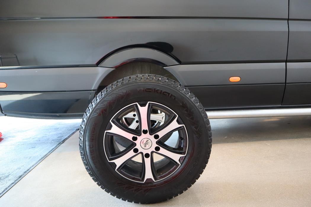VOLKSWAGEN Crafter 2016