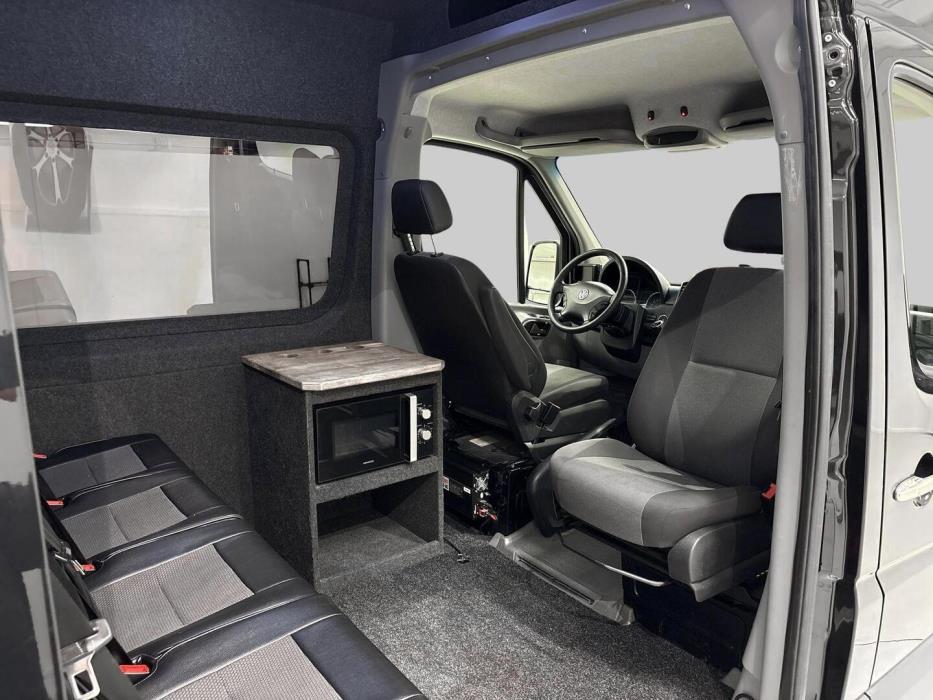 VOLKSWAGEN Crafter 2016