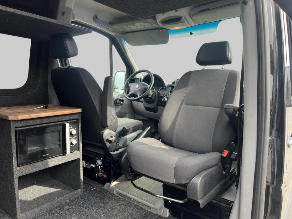 VOLKSWAGEN Crafter 2016