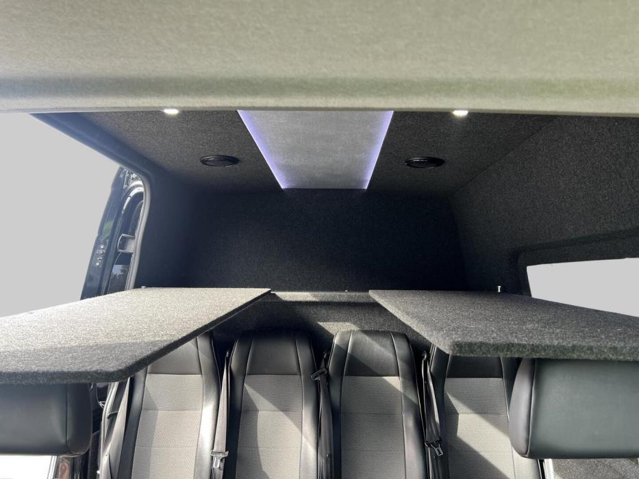 VOLKSWAGEN Crafter 2016