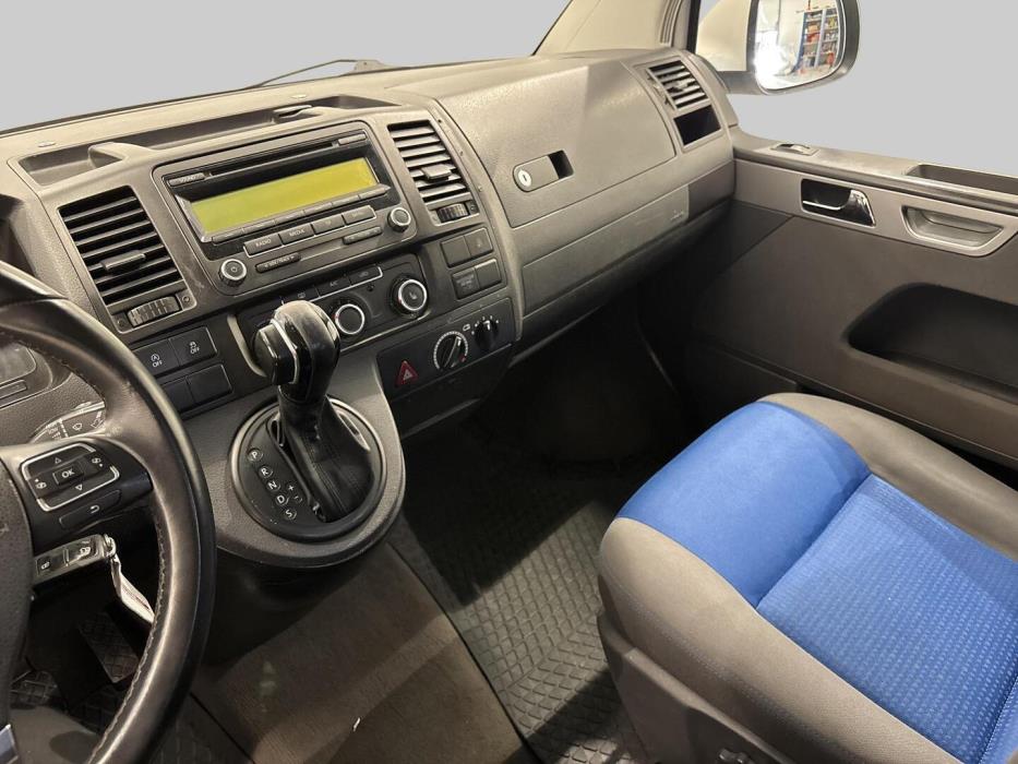 VOLKSWAGEN Transporter 2013