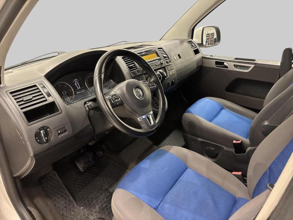 VOLKSWAGEN Transporter 2013