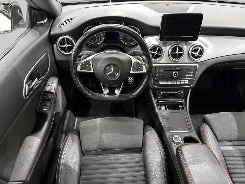 MERCEDES-BENZ CLA 2017