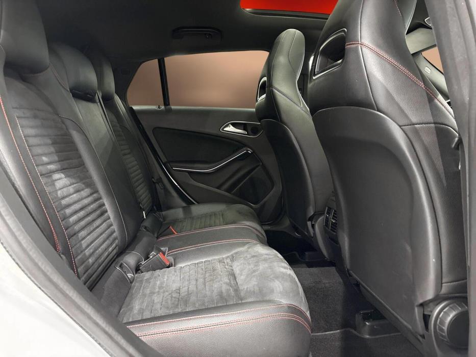 MERCEDES-BENZ CLA 2017