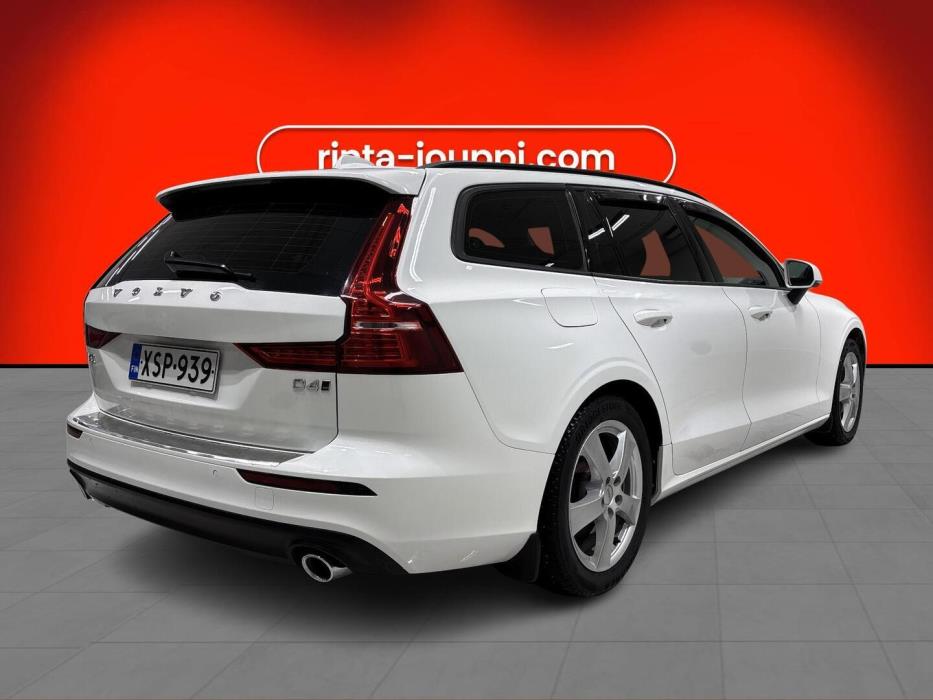 VOLVO V60 2019