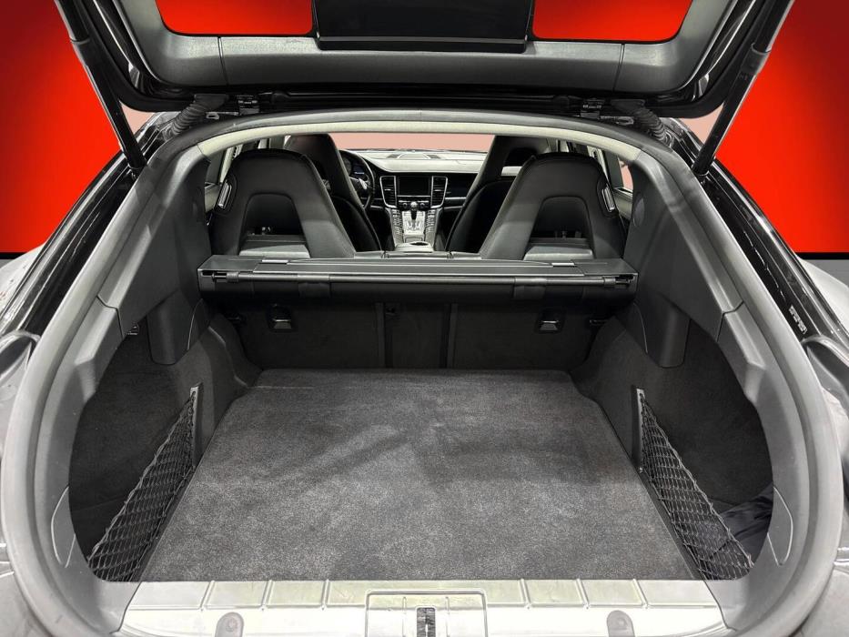 PORSCHE Panamera 2010